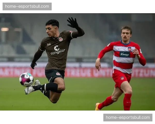 圣保利与海登海姆分列倒数二三，两队合计仅入61球暴露下游球队终结困境